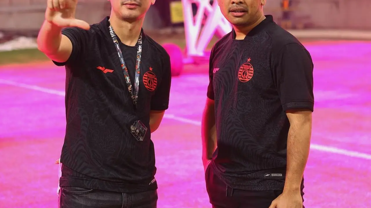 Rico Valentino, artis yang ditangkap polisi bersama Putra Siregar (Foto: Instagram/@ricovalt)