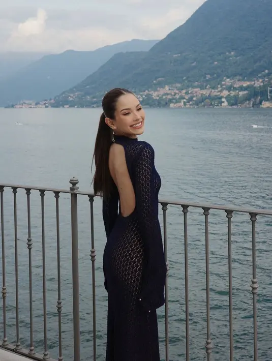 Tanpa makeup berlebih, Alyssa Daguise tampil cantik natural dengan makeup minimalis [@alyssadaguise]