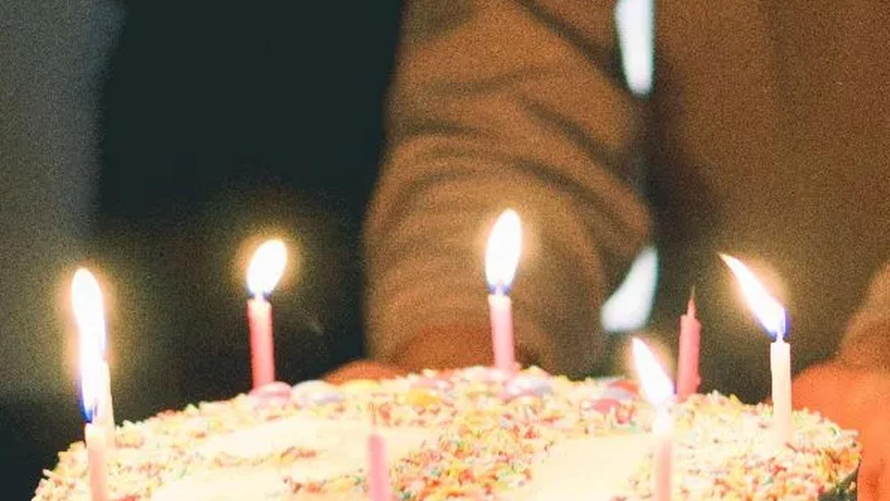 Ucapan Happy Birthday untuk Sahabat dalam Bahasa Inggris