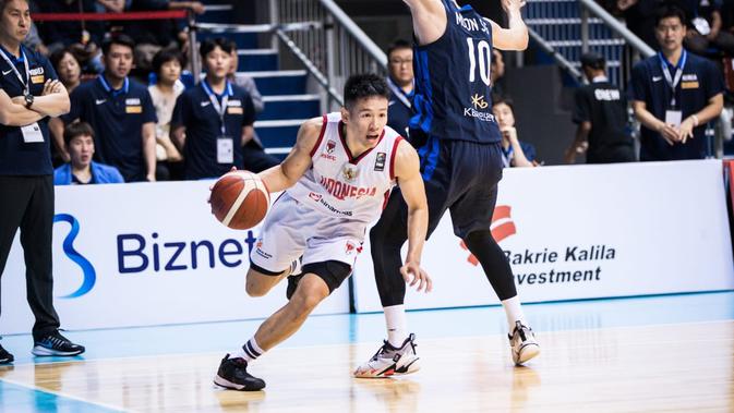 Abraham Damar Grahita membela timnas basket Indonesia pada kualifikasi FIBA Asia Cup. (Dok Perbasi)