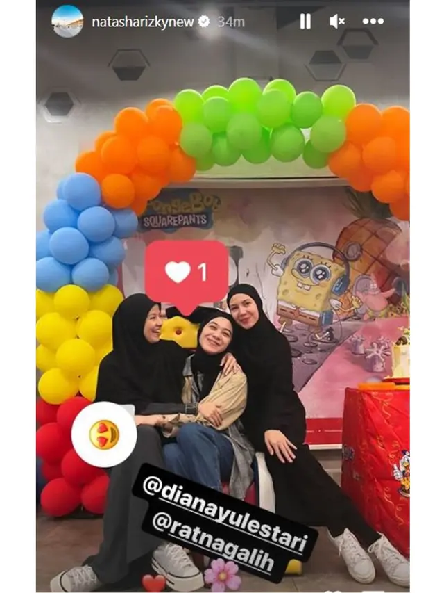 6 Potret Natasha Rizky Tetap Senyum Bareng Sahabat, Resmi Cerai dari Desta