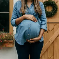 Ilustrasi Kehamilan Credit: unsplash.com