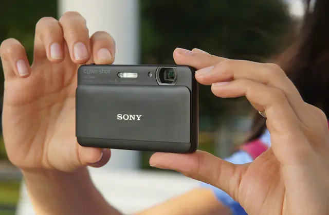 sony cybershot TX55