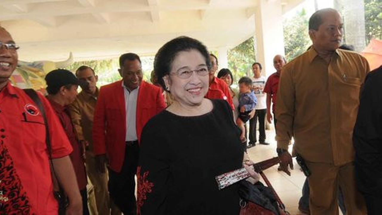 Megawati hadiri seminar Hari Konstitusi di kompleks parlemen