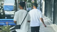 Pratama Arhan pamer pakai tas Louis Vuitton puluhan juta rupiah usai diledek miskin teman mantan pacarnya, Marshella Aprilia. (dok. Instagram Story @pratamaarhan8)