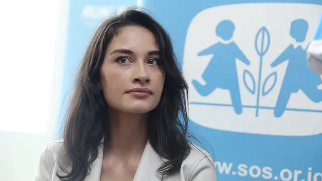 [Bintang] Rebecca Reijman