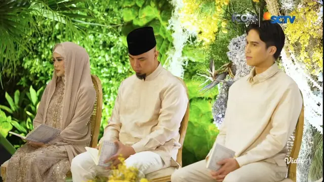 Mulan Jameela, Ahmad Dhani, El Rumi. (SCTV)