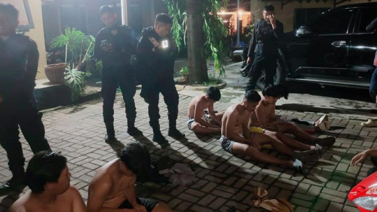 Polres Karawang Sukses Gagalkan Aksi Tawuran Remaja Modus Perang Sarung di Telukjambe Timur