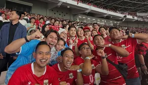 Timnas Indonesia Juara, Potret Para Artis Nonton Langsung di GBK