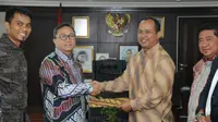 Ketua MPR Zulkifli Hasan mengungkapan bahwa ketimpangan masih terjadi khususnya antara Pulau Jawa dan Luar Jawa serta kepulauan dan daratan.