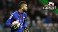 Video replay ketenangan kiper Nice, Mouez Hassen melakukan penyelamatan gemilang kala berjumpa Lille di kompetisi Ligue 1.