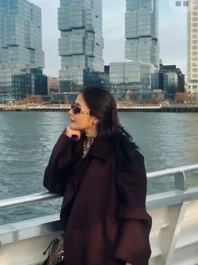 Prilly Latuconsina