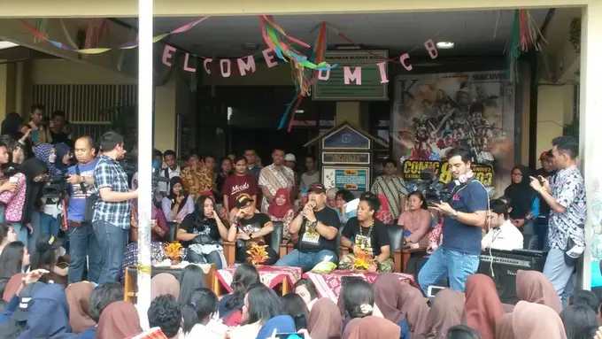 Pecah, Comic 8 Casino Kings Part 2 Bikin Heboh SMA Se-Jabodetabek