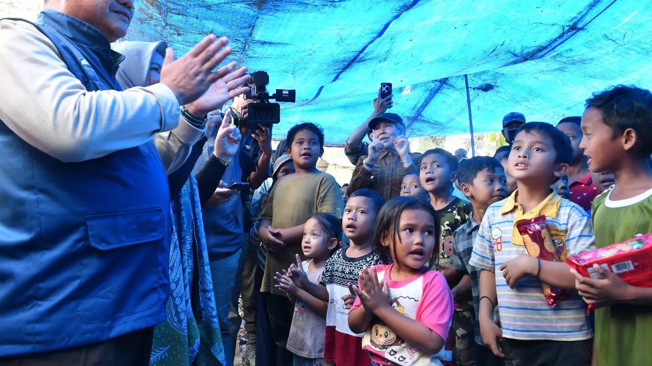 Mendikdasmen Abdul Mu'ti di SD Sekoci Langkat