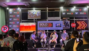 Suasana Cair saat Meet and Greet Alex Marquez dan Fermin Aldeguer: Fans Ikut Games hingga Bertanya Langsung
