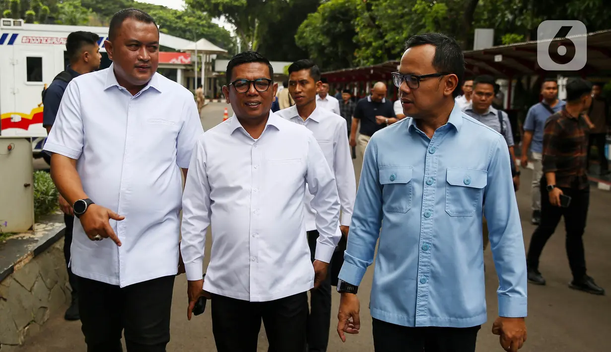 Untuk diketahui, seluruh kepala daerah terpilih hasil Pilkada serentak 2024 akan dilantik Presiden Prabowo Subianto di Istana Negara, Jakarta, pada Kamis 20 Februari 2025. (Liputan6.com/Angga Yuniar)