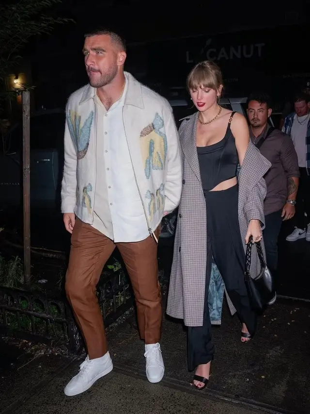 Ide Baju Couple Halloween Terpanas Tahun 2023: Taylor Swift dan Travis