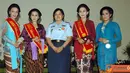 Citizen6, Jakarta: Lomba keluwesan di Ruang Serba Guna Mabes TNI AU Jakarta, dibuka oleh Kolonel Kes Drg. Fauziah Dyah selaku Ketua Panitia Apel bersama Wanita TNI, Senin (28/3). (Pengirim: Badarudin Bakri Badar)