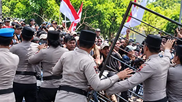 Kericuhan mewarnai sidang vonis Sudewo