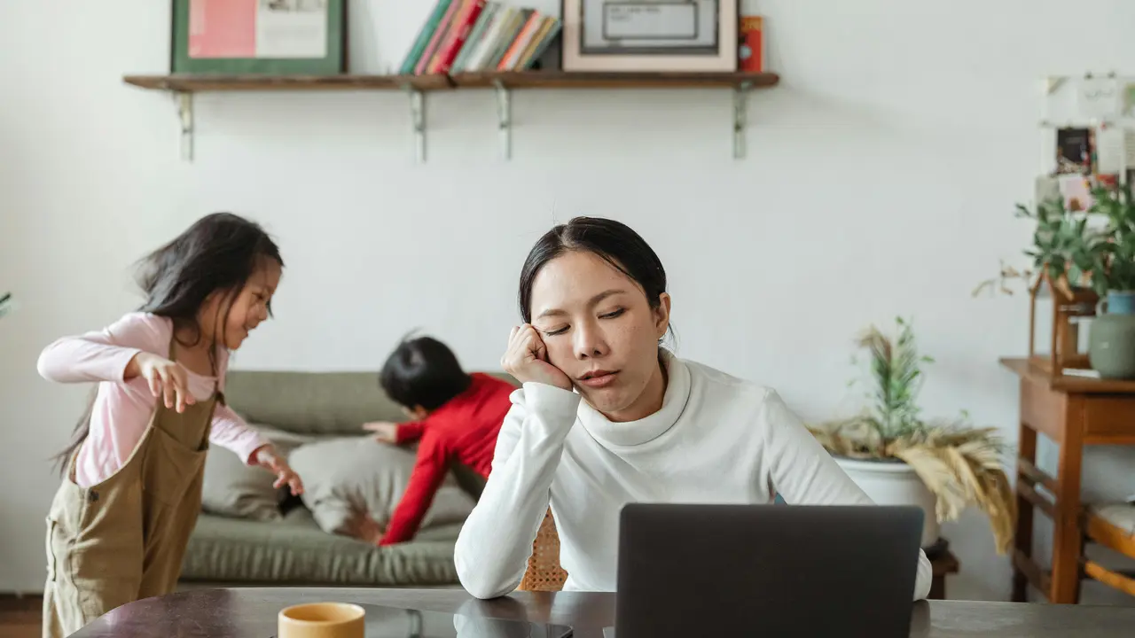 4 Tanda Tubuh Perempuan Butuh Istirahat yang Sering Diabaikan