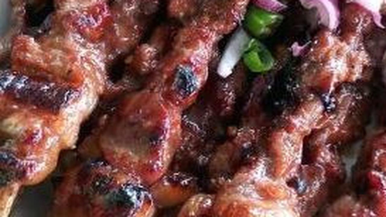 Mencicipi Sate Bumbon, Olahan Daging Sapi Berpadu Bumbu Rempah Asal Kendal