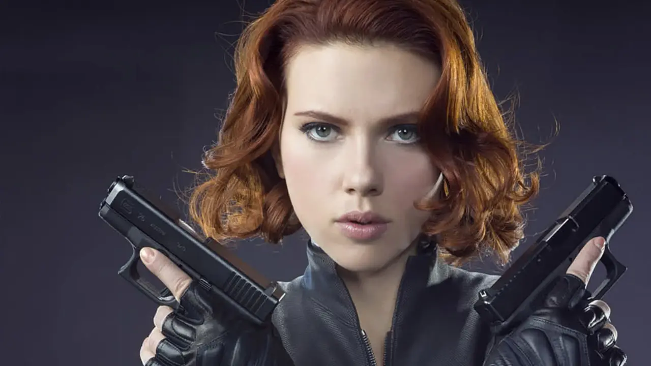 [Bintang] Scarlett Johansson sebagai Black Widow