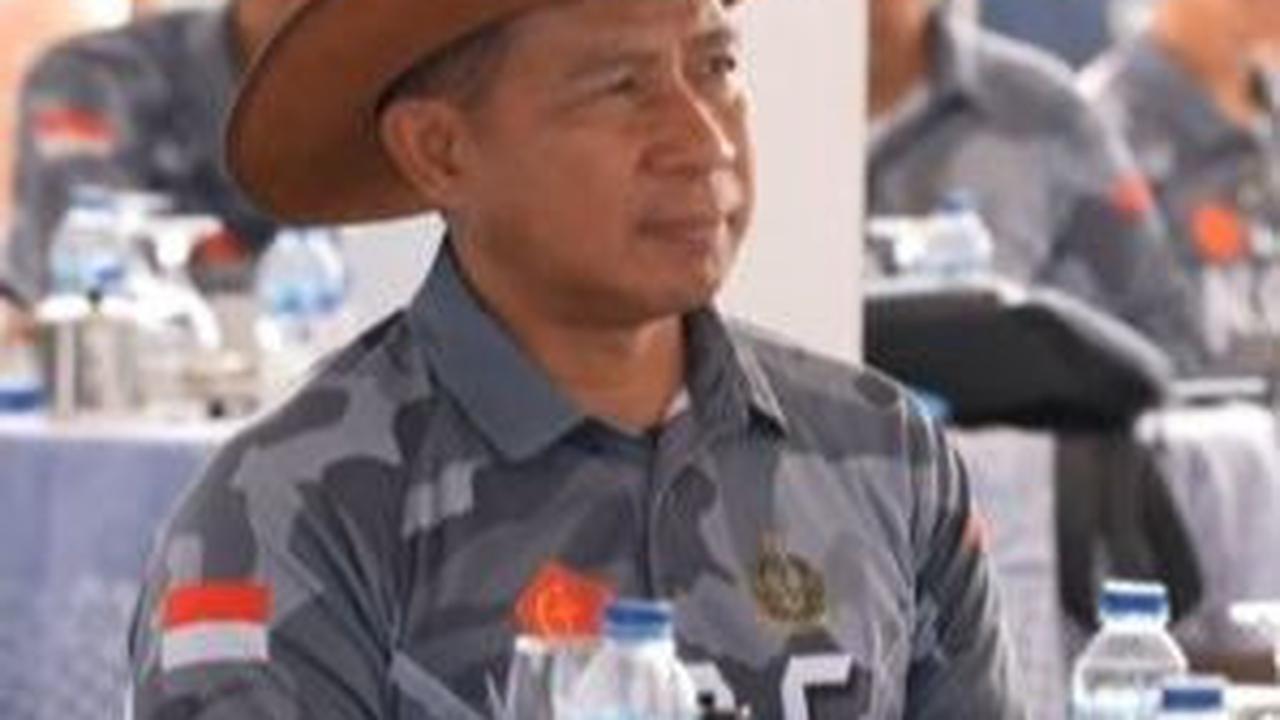 Panglima TNI Jenderal Agus Subiyanto menghadiri acara Bakti Sosial (Baksos) dan Fun Offroad TNI 2024 yang diselenggarakan di Sagoro Hills, Bogor pada Minggu (7/1). <br>
