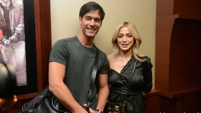 [Bintang] Jessica Iskandar dan Richard Kyle