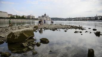 Ketinggian Air Sungai Danube di Hungaria Turun
