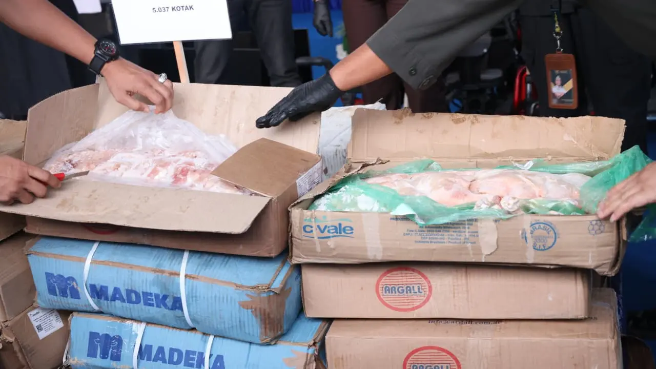 Penyelundupan daging ilegal di Kepri