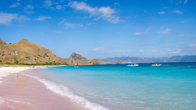 Pink Beach Lombok