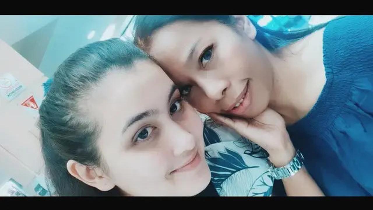 7 Potret Jadul Kebersamaan Talitha Curtis dan Ibunda, Penampilannya Curi Perhatian