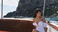 Jadi gimana liburan Kourtney Kardashian, sudah bisa bikin kamu kepengin cuti belum? (instagram/kourtneykardashian)