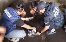 Polres Karawang Tangkap Dua Pengedar Obat Keras, Ratusan Pil Disita
