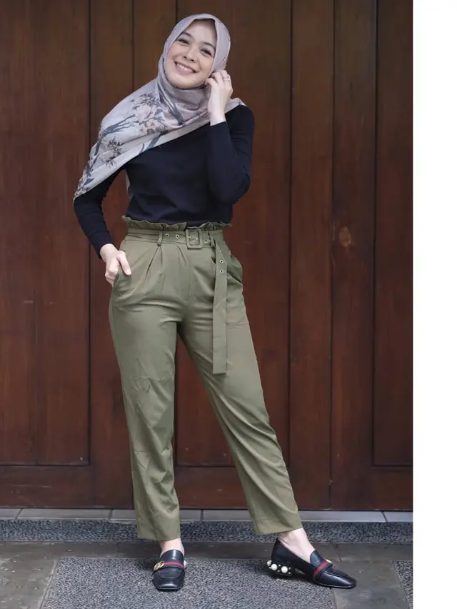 6 Potret Terbaru Dian Ayu saat Kenakan Hijab, Makin Cantik