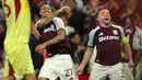 Kemenangan 4-0 atau agregat 4-1 membuat Aston Villa melaju ke babak final Liga Europa 2025/2026. Mereka dijadwalkan akan melawan Freiburg dalam partai puncak yang akan berlangsung pada Rabu (20/05) waktu setempat di Tüpraş Stadium, Istanbul, Turki.  (AP Photo/Dave Shopland)