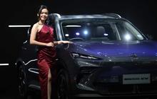 FOTO:  Senyum SPG Hiasi IIMS 2026