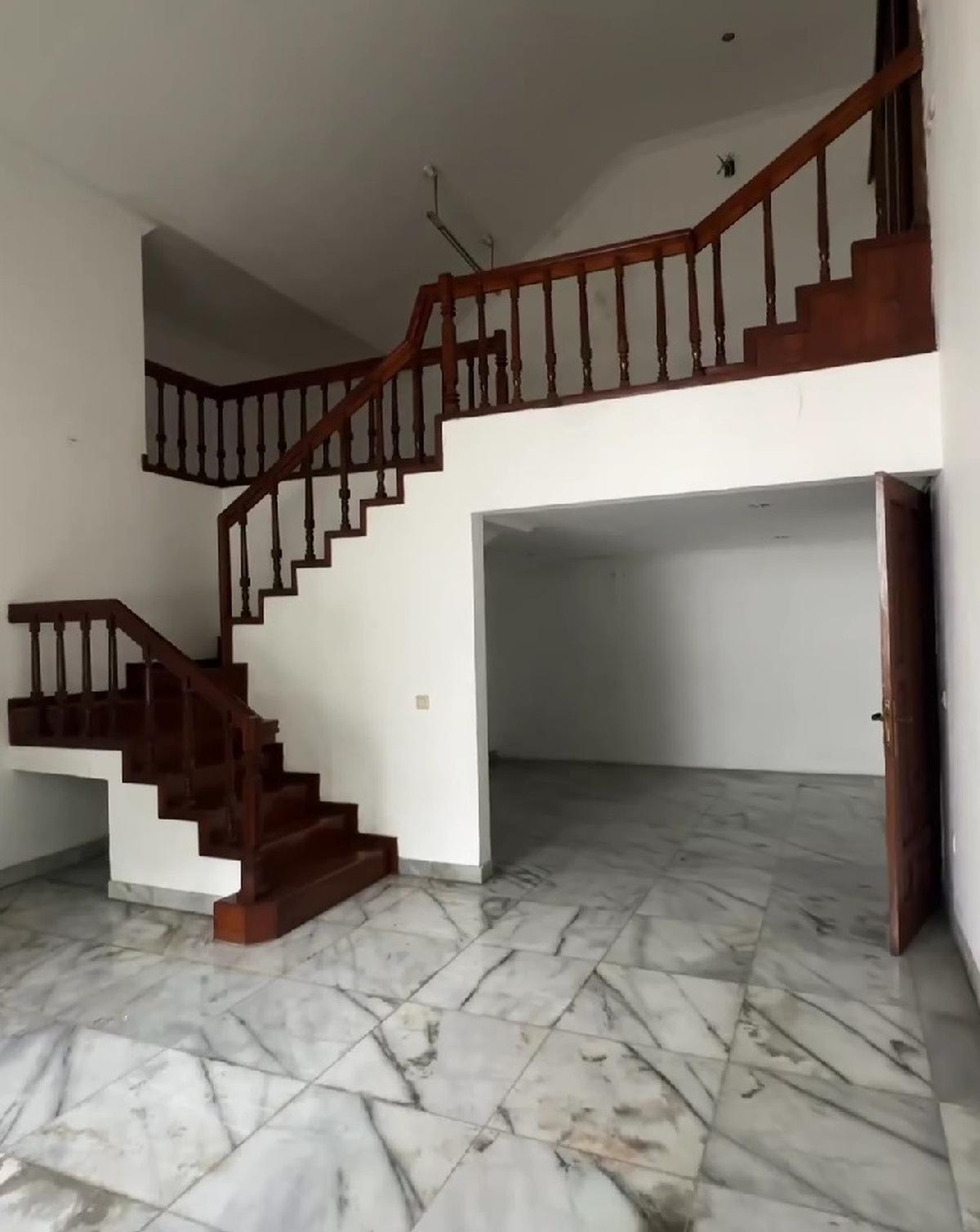 Potret Rumah Baru Rian D'Masiv Berkonsep Minimalis dan Miliki Sentuhan Kayu, Siap Direnovasi