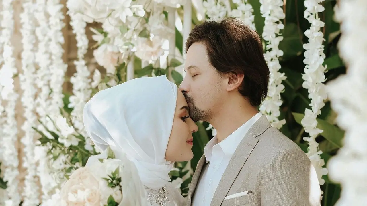Lidi Brugman dan Lucky Perdana. (Foto: Instagram @lidibrugman)