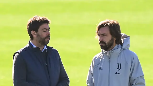 Pelatih Juventus, Andrea Pirlo mempersiapkan timnya menghadapi Barcelona di babak penyisihan grup Liga Champions 2020