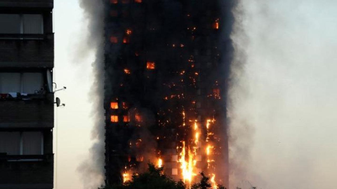 Kebakaran apartemen Grenfell Tower di London. (AP)