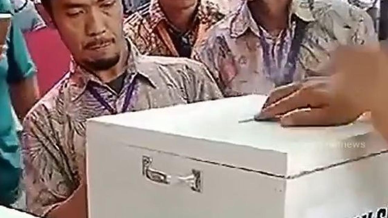 Tidak Pernah Terjadi&nbsp;