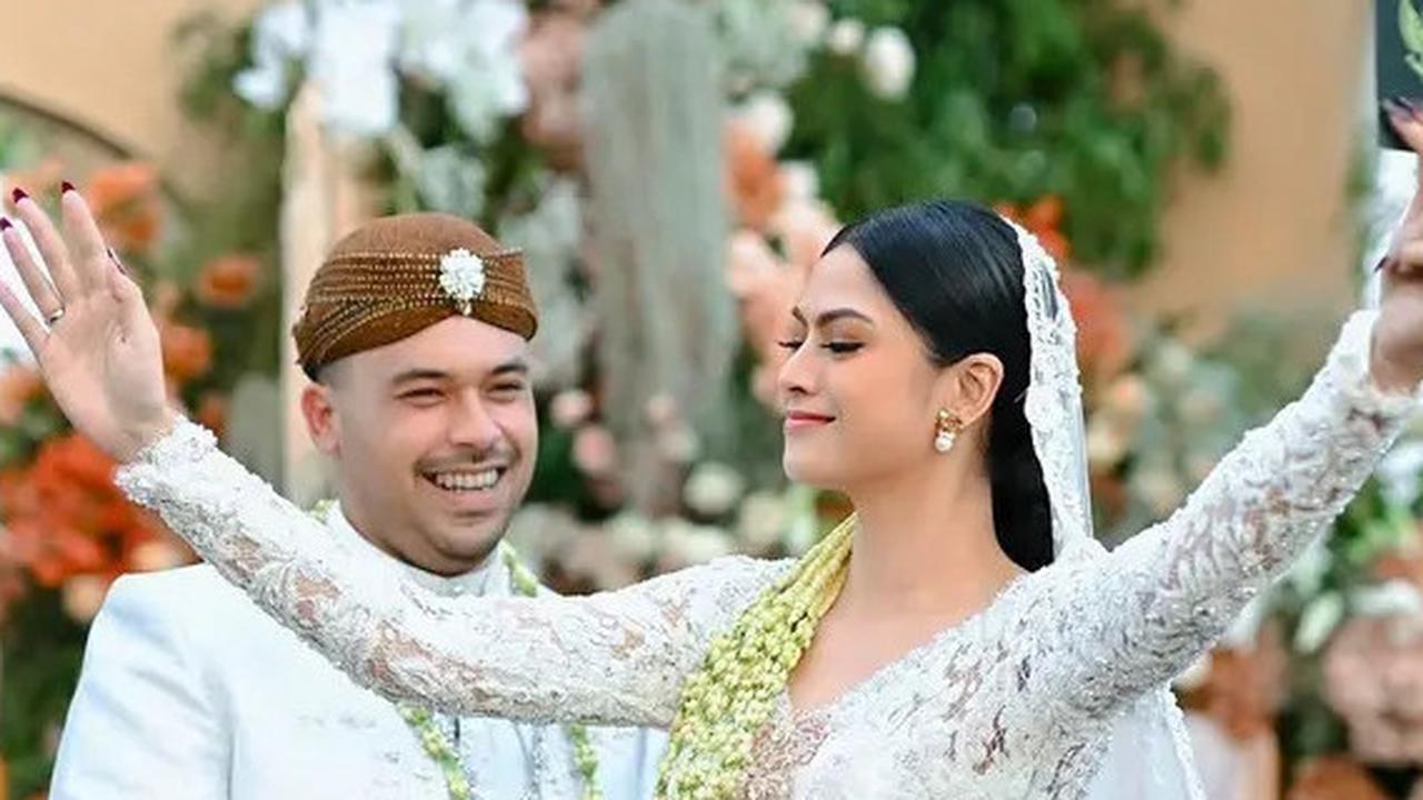 Tak Lagi Sendirian, 10 Artis Ini Rayakan Tahun Baru 2025 Perdana Sebagai Suami Istri