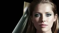Tren Makeup 2017: Metalik tapi Tetap Flawless