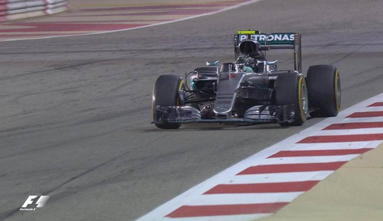 Pebalap Mercedes, Nico Rosberg, F1 GP Bahrain di Sirkuit Internasional Sakhir, Bahrain, Minggu (3/4/2016). (Bola.com/Twitter)