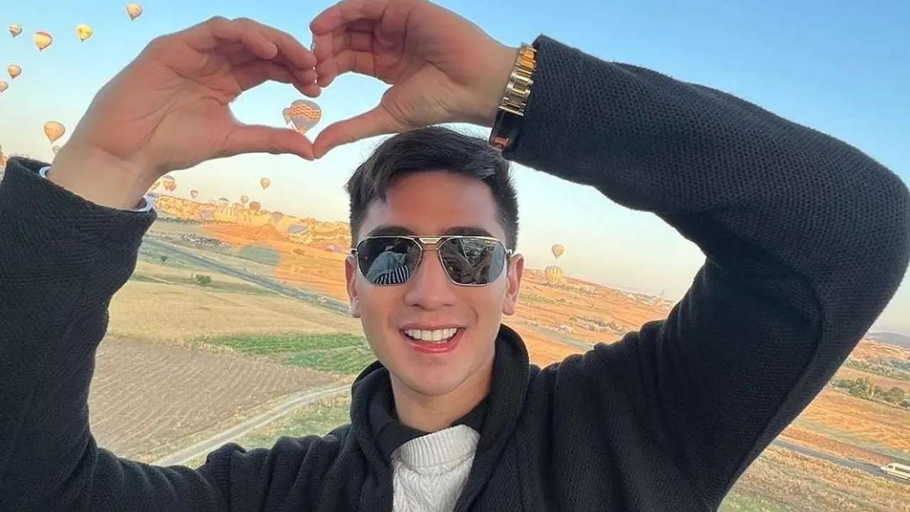 Potret Liburan Verrell Bramasta di Cappadocia