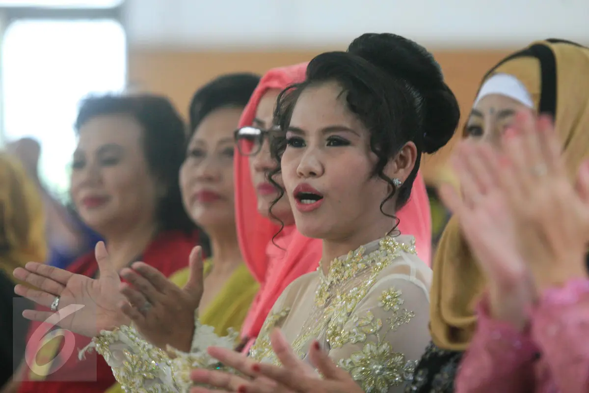 20160423-Tawa Ceria Terpidana Mati Mary Jane saat Rayakan Hari Kartini