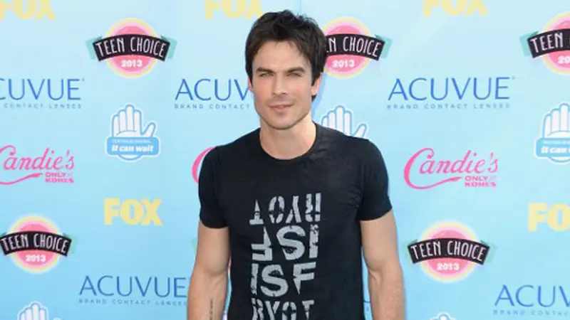 ian-somerhalder-130910b.jpg