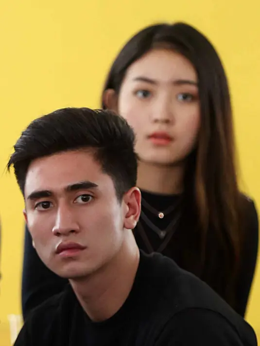 Dua remaja ini mengakui bahwa kedekatannya berawal dari sinetron yang mereka bintangi. Uniknya, Wilona sempat merasa sebal dengan Verrell dan begitu juga sebaliknya. Namun kini mereka jadi saling dekat. (Nurwahyunan/Bintang.com)