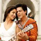 Salah satunya, ada adegan ciuman Shahrukh Khan dengan Katrina Kaif di film Jab Tak Hai Jaan.